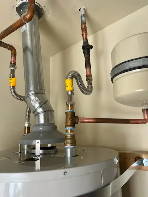 Water heater installation and plumbing repair in Central Escondido